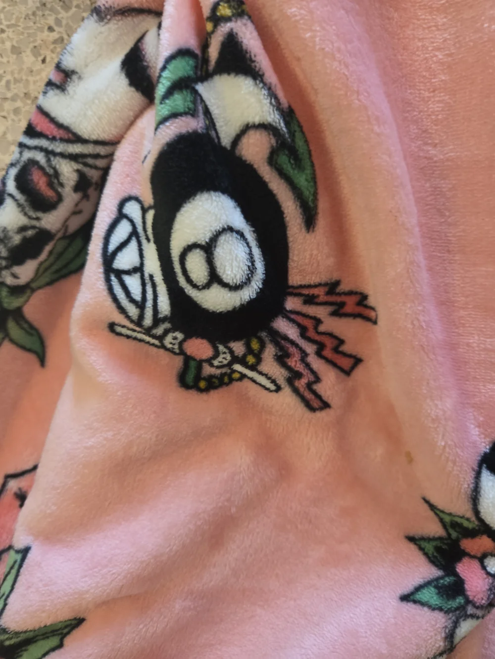 NEW Ed Hardy Plush Throw Blanket Pink Tattoo Print 50 X 70 Skull Panther